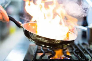 《福建省大氣污染防治條例》對(duì)餐飲油煙凈化有三項(xiàng)規(guī)定